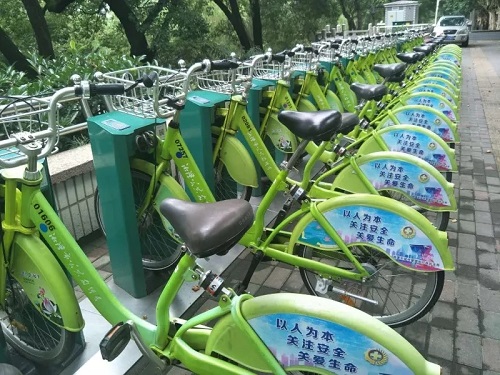 C:\Users\Administrator\Desktop\4..jpg C:\Users\Administrator\Desktop\4..jpg