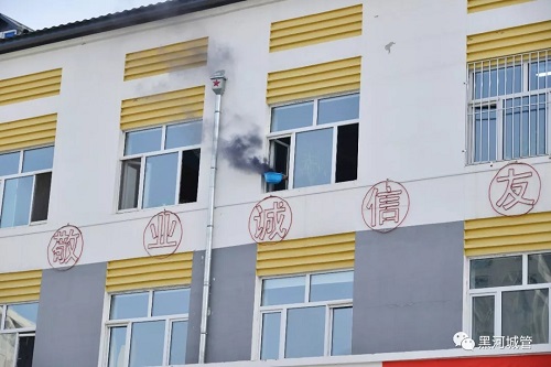 C:\Users\Administrator\Desktop\11..jpg C:\Users\Administrator\Desktop\11..jpg