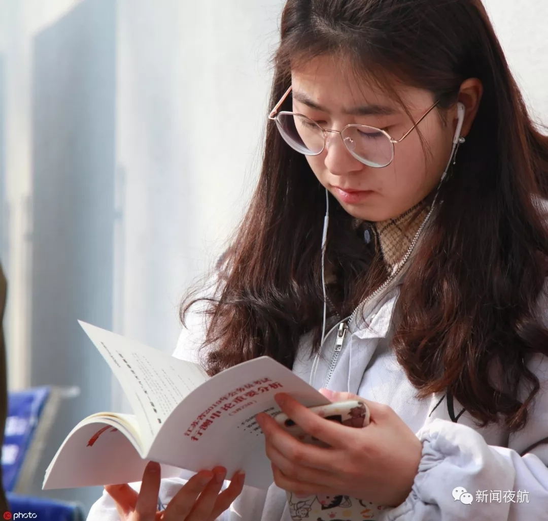 C:\Users\Administrator\Desktop\2.jpg C:\Users\Administrator\Desktop\2.jpg